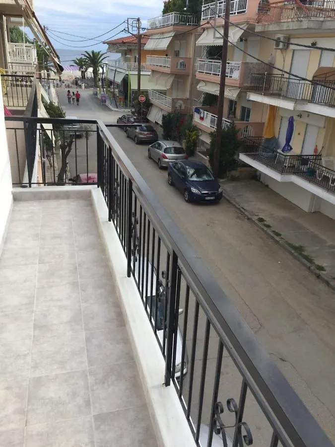 Seaside Apartments Flogita